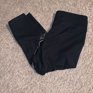 Cropped Fabletics leggings